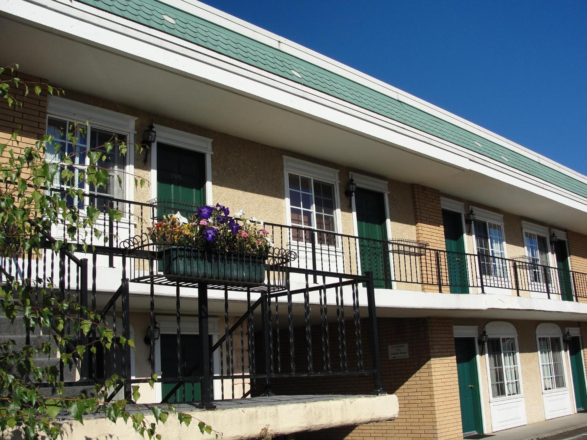 Sequim West Inn Exterior photo